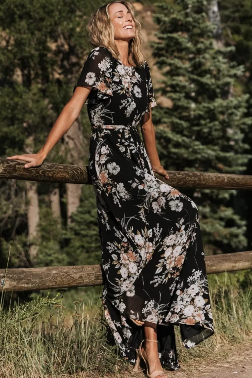 Naomi Short Sleeve Maxi Dress | Black Floral | Baltic Born Clearance