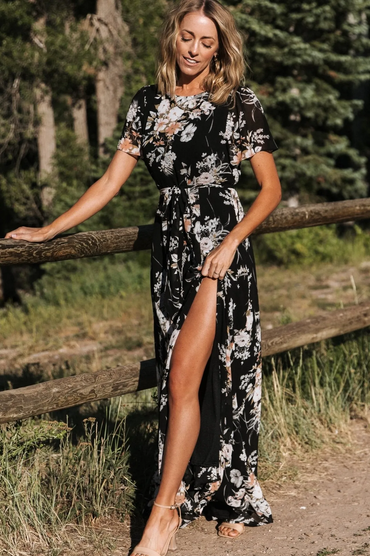 Naomi Short Sleeve Maxi Dress | Black Floral | Baltic Born Clearance